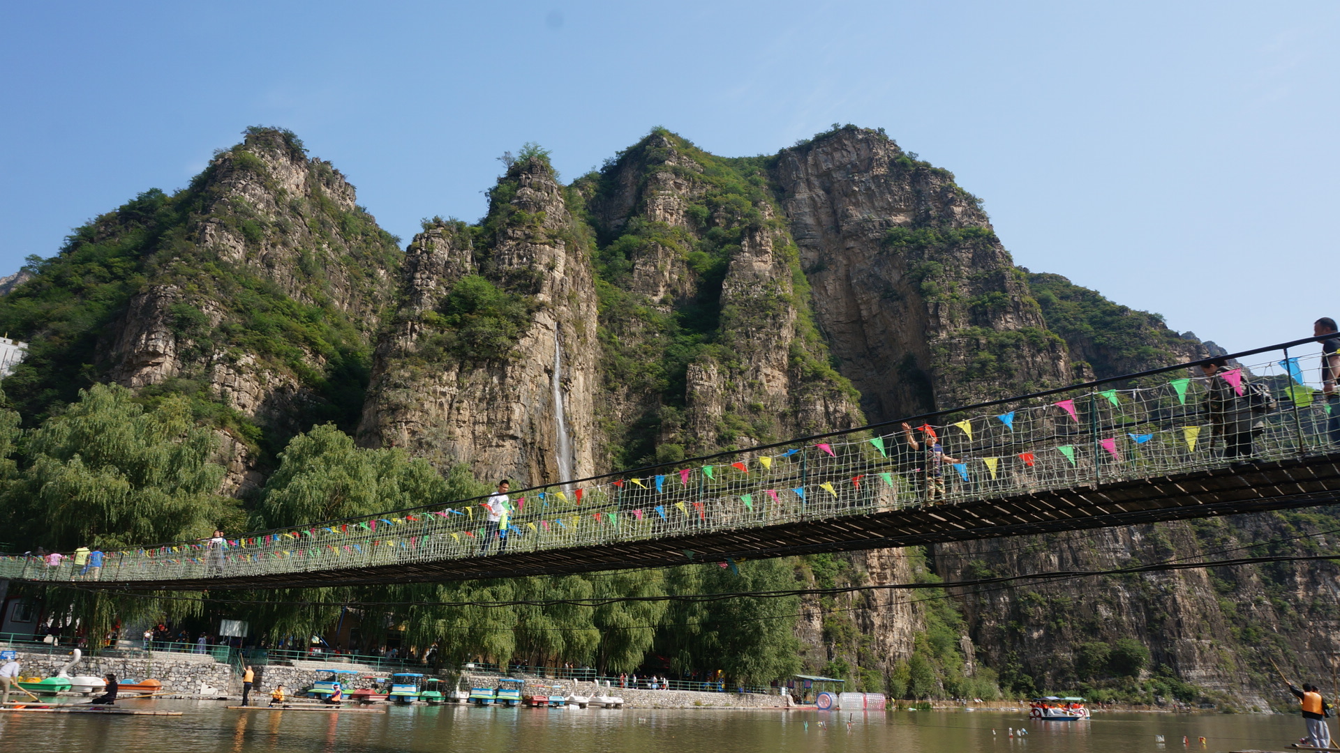 房山 东湖港大峡谷      