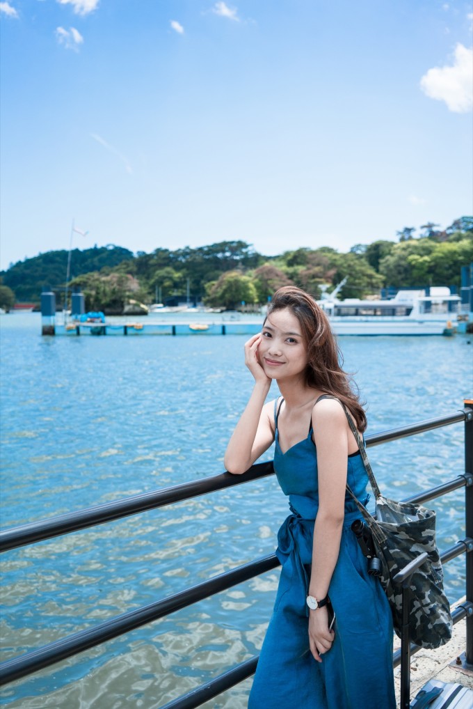 一聊到日本,总会有各种关键字浮现到脑海中,这个「一衣带水」的邻邦,自古以来就与自称「天朝上国」的我们颇有纠结。和平的年代里,这个国家的文化、文明,对我们又是影响那么深远。一个又一个与日本有关的关键字,游离在我们生活的各个方面。 自稍成熟以来,就对日本颇有好感,一方面是对这个发达国家文明的羡慕,另一方面更多是对这个国家独特的文化的带有复杂情感的喜好。 六月底,遇见全世界,这一次,我们出发的目的就是日本。五天四晚的行程,相比标准的7日以上的日本之行,时间上肯定谈不上充裕,这次之行,对于我和杨左来说,更像是一次
