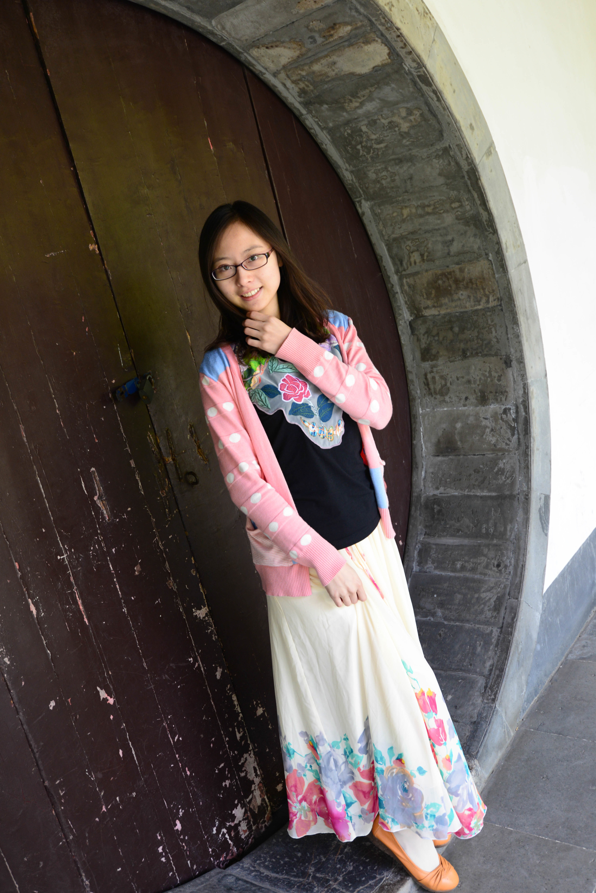 之前做攻略是在马蜂窝看到一篇扬州人写的文章,说沿着护城河走风景大