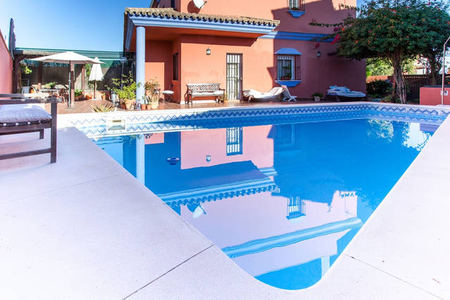 [340] nice house with swimming pool